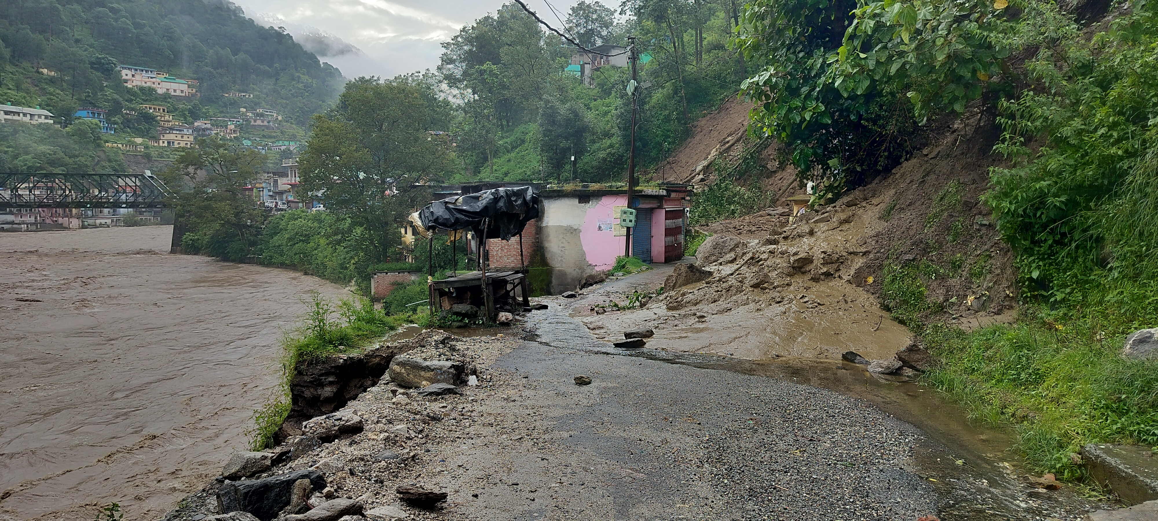 heavy rain in Chamoli