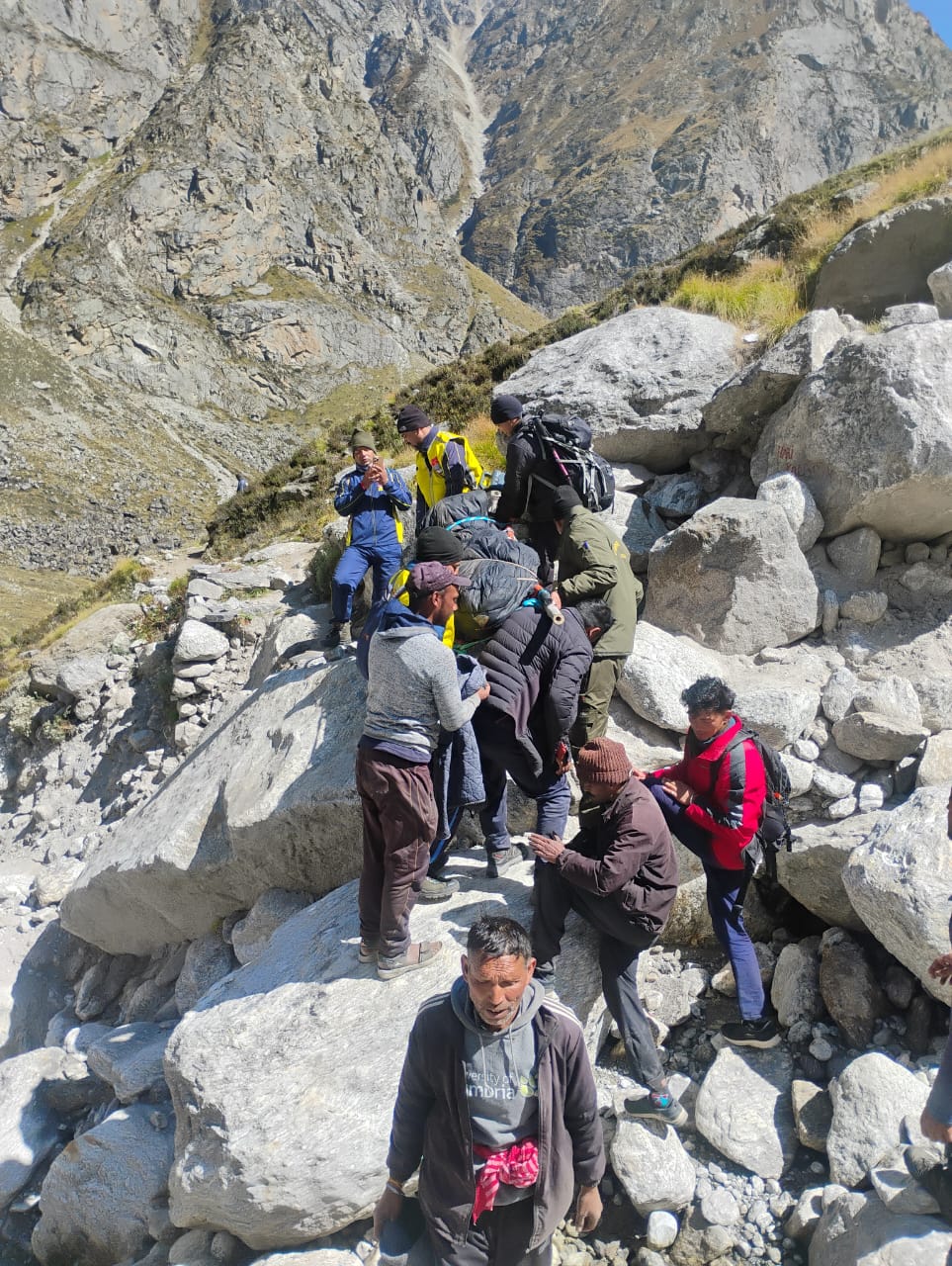 CHAMOLI TREKKERS RESCUE