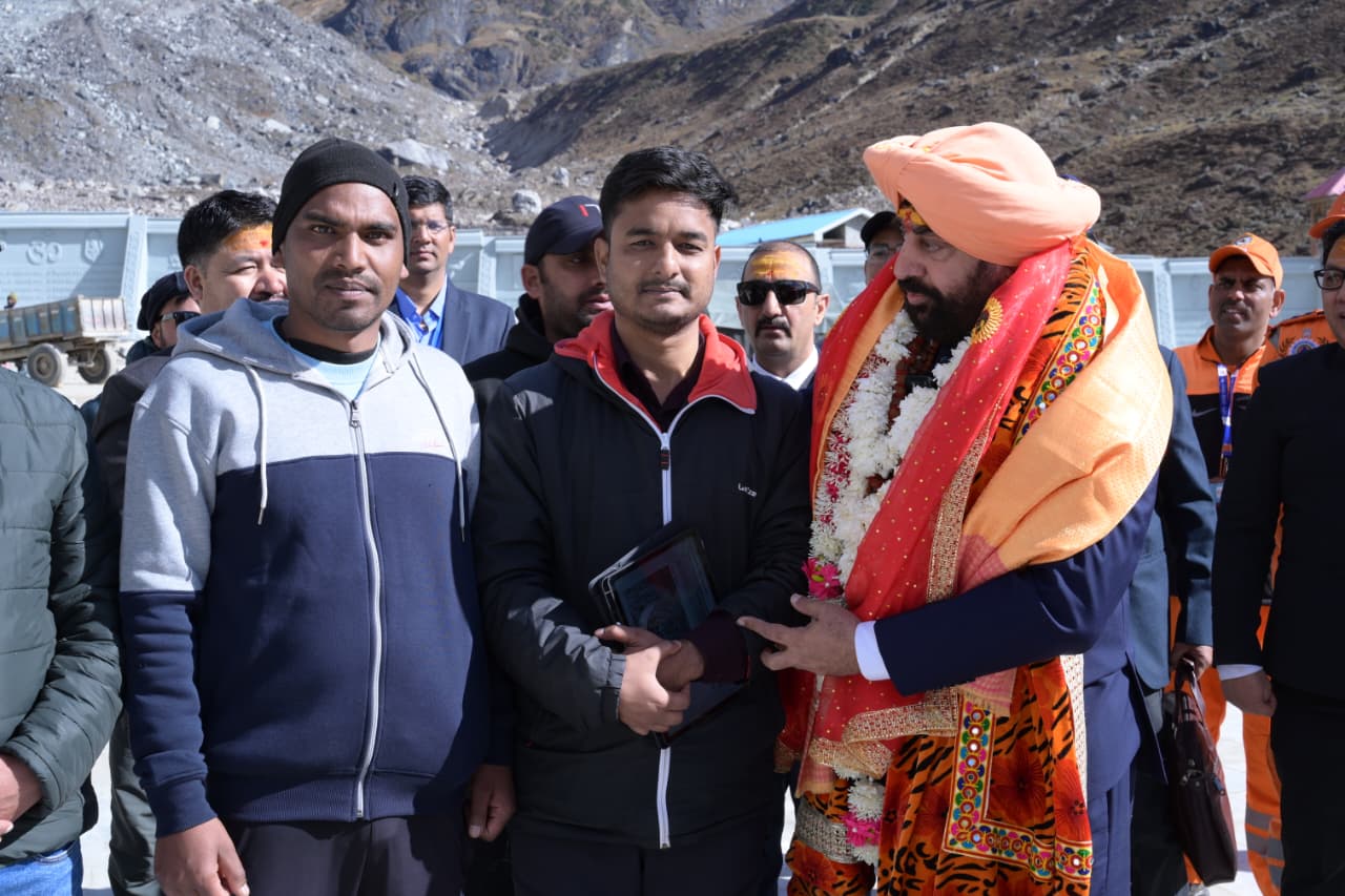 Governor Gurmit Singh in Kedarnath